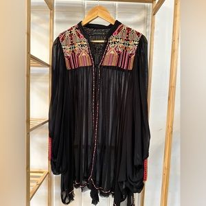 RARE Zara bloggers favorite embroidered kimono